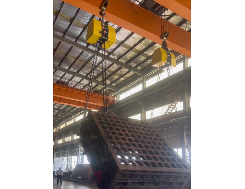 Chain load turning device